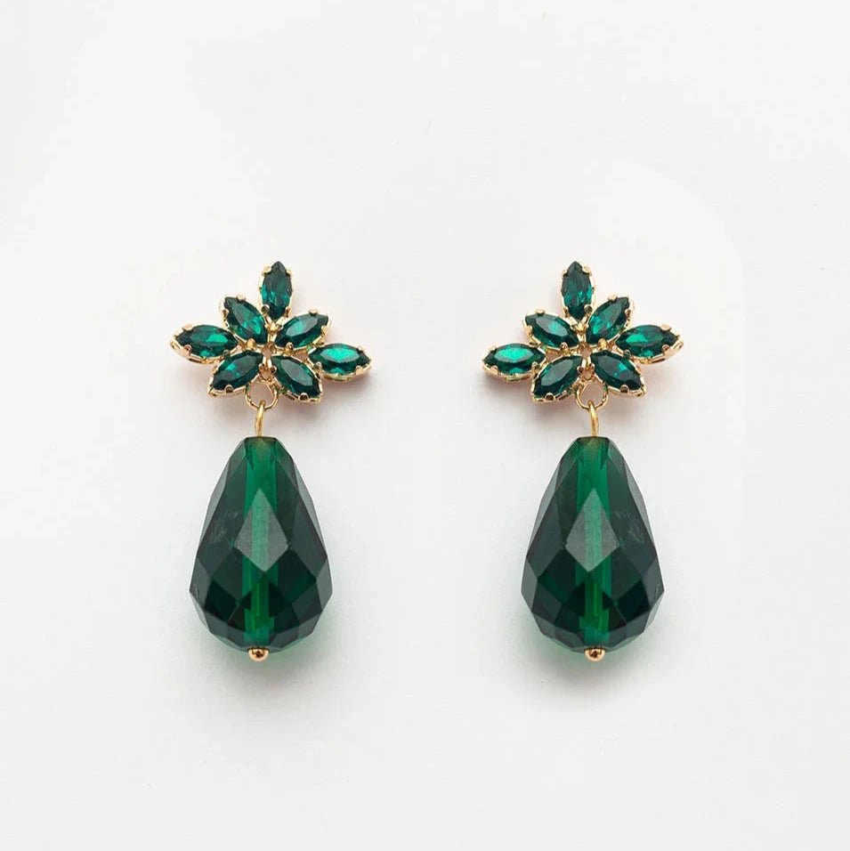 Íris Gold Plated Earrings with Emerald Green Crystal