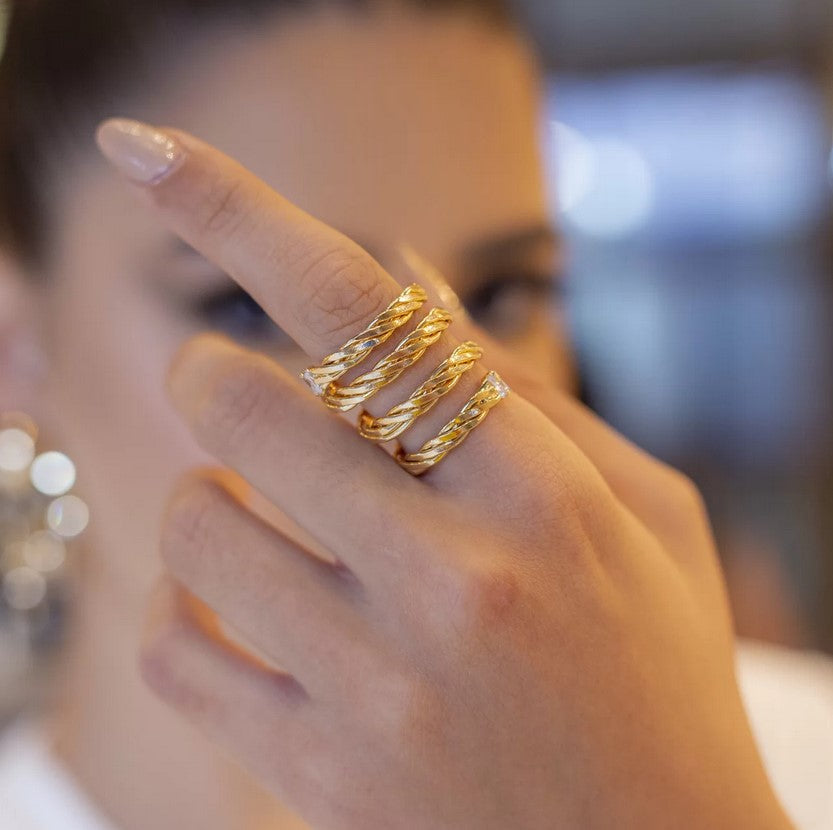 BRAIDED RING GOLD PLATED ZIRCONIA