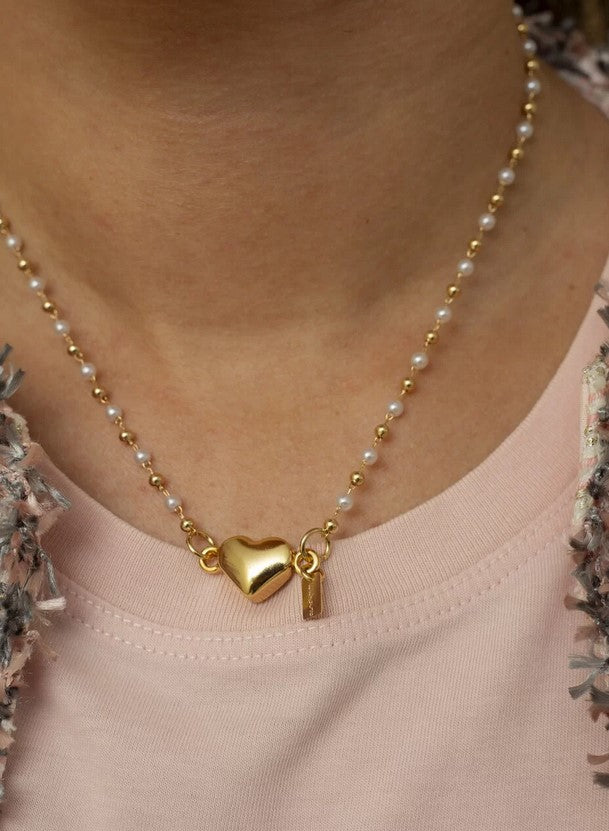 PEARL BEADS HEART-SHAPED CLASP NECKLACE GOLD PLATED