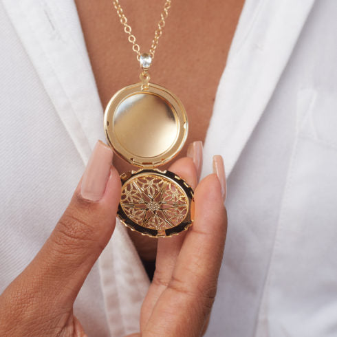 Round Arabesque Locket Necklace Gold