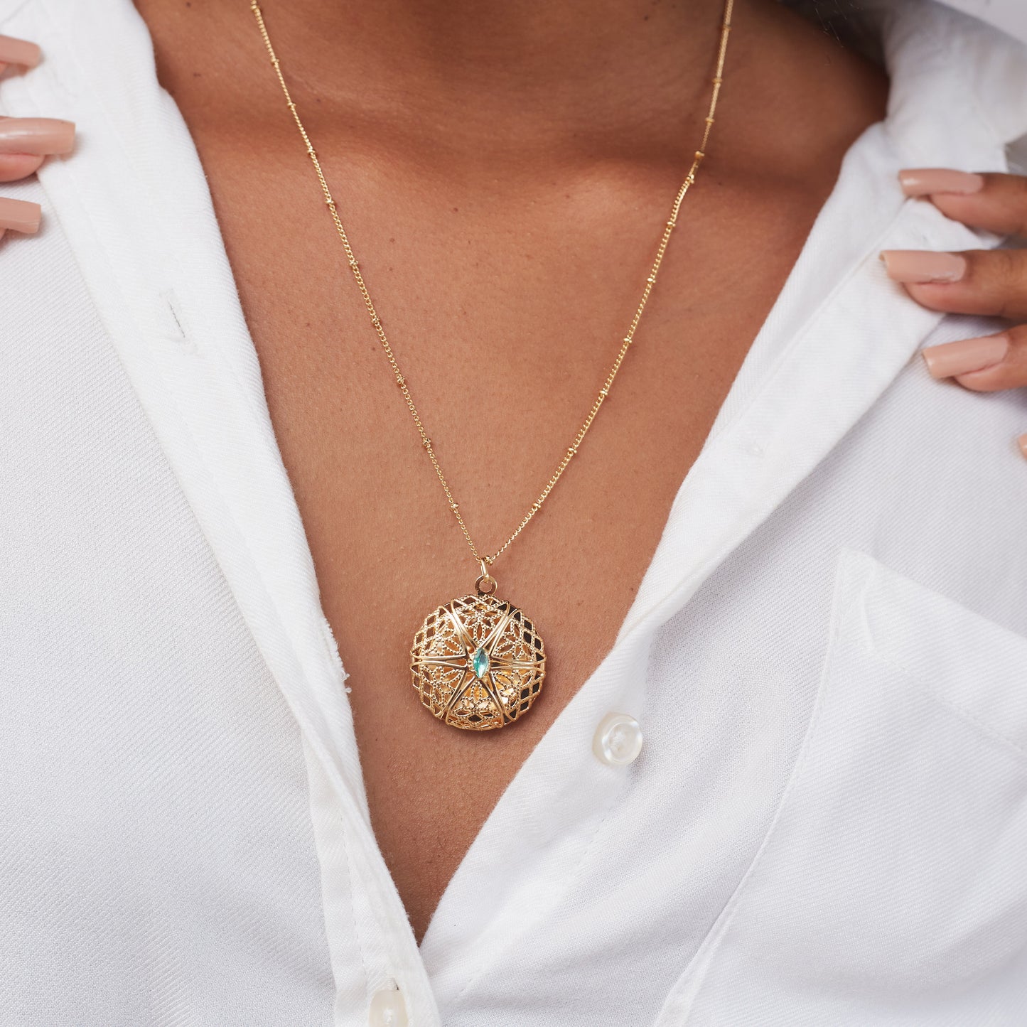 Medium Round Arabesque Locket Necklace Gold Plated