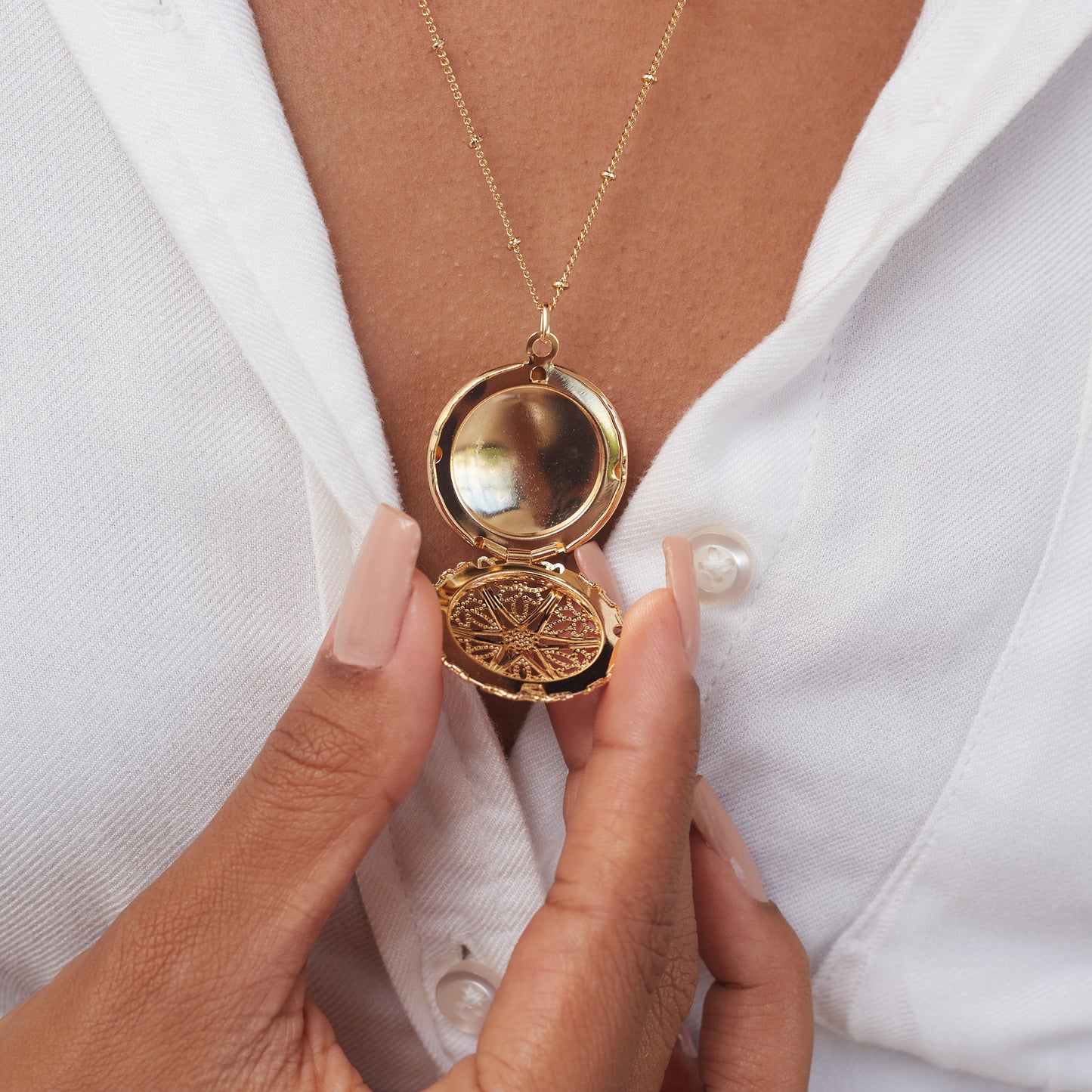 Medium Round Arabesque Locket Necklace Gold Plated