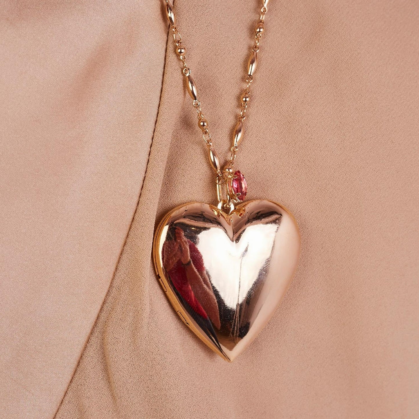 Bello Locket Necklace Gold Plated