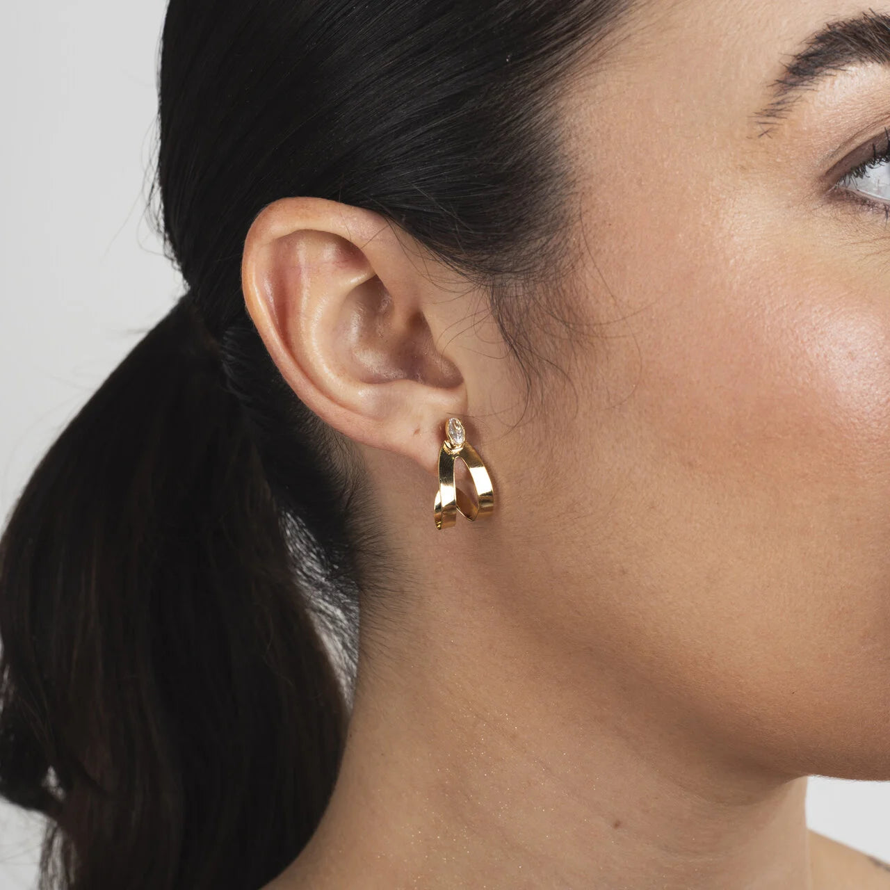 FISH HOOK EARRINGS GOLD PLATED