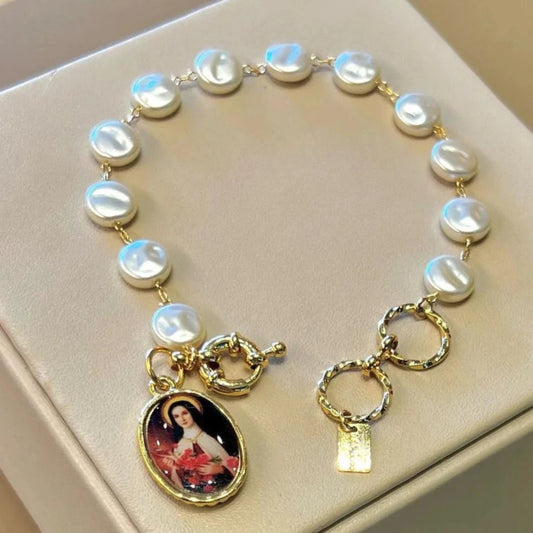 SAINT THERESE BRACELET WITH FLATTENED PEARLS GOLD PLATED