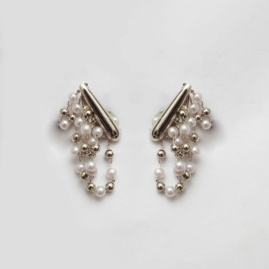 EAR CUFF EARRINGS WITH PEARL FRINGE WHITE RHODIUM PLATING