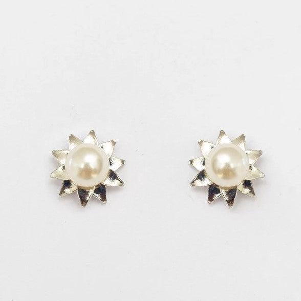 Mini Flower Pearl Earrings White Rhodium Plating