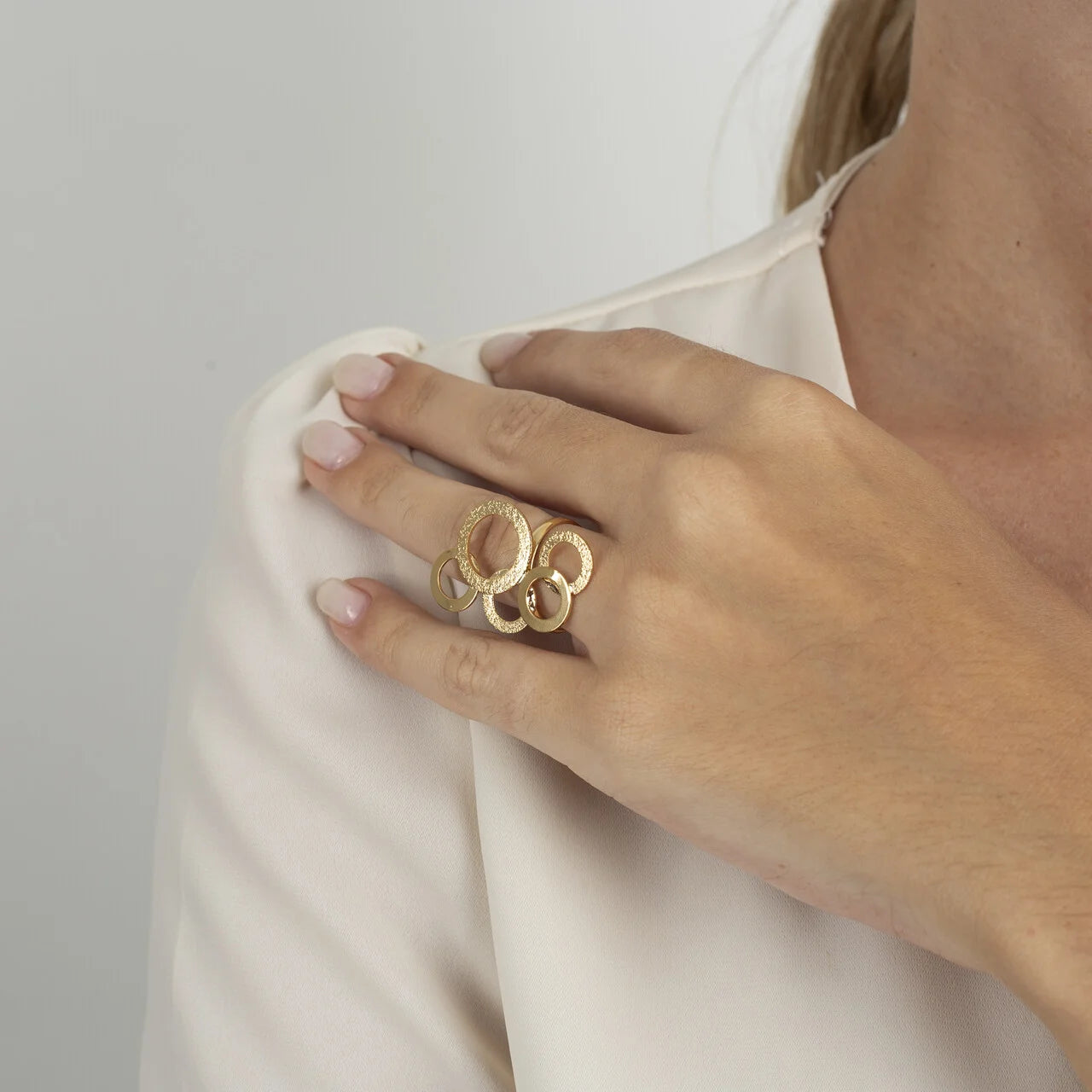 MADOX RING GOLD PLATED