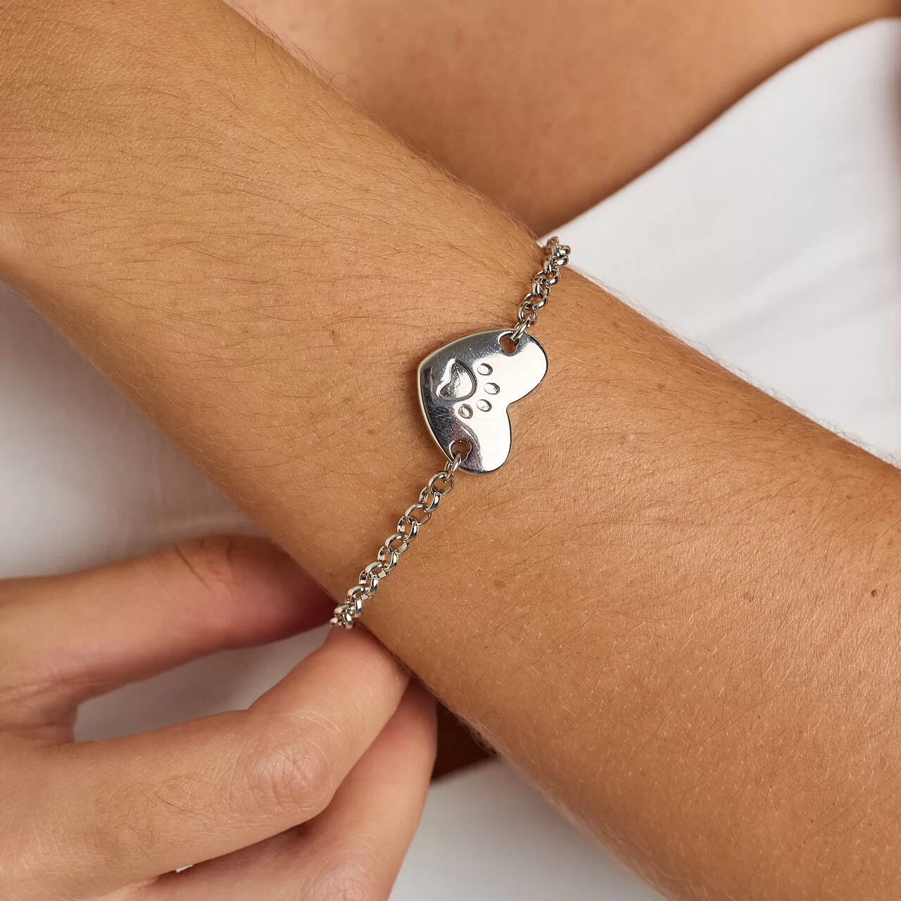 DOG PAW HEART BRACELET WHITE RHODIUM-PLATED