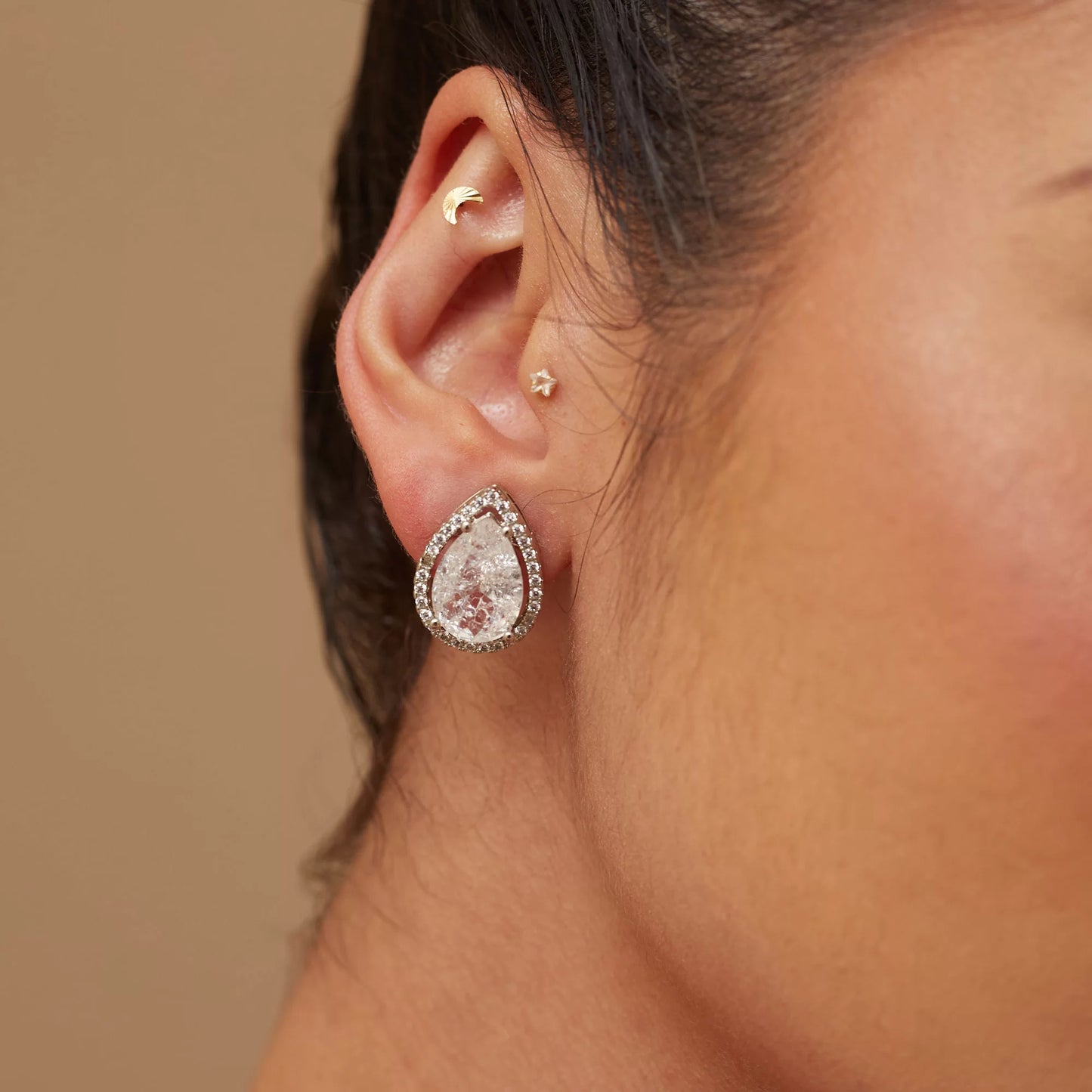 MABÊ EARRINGS WITH COLORLESS STONES AND WHITE RHODIUM PLATING