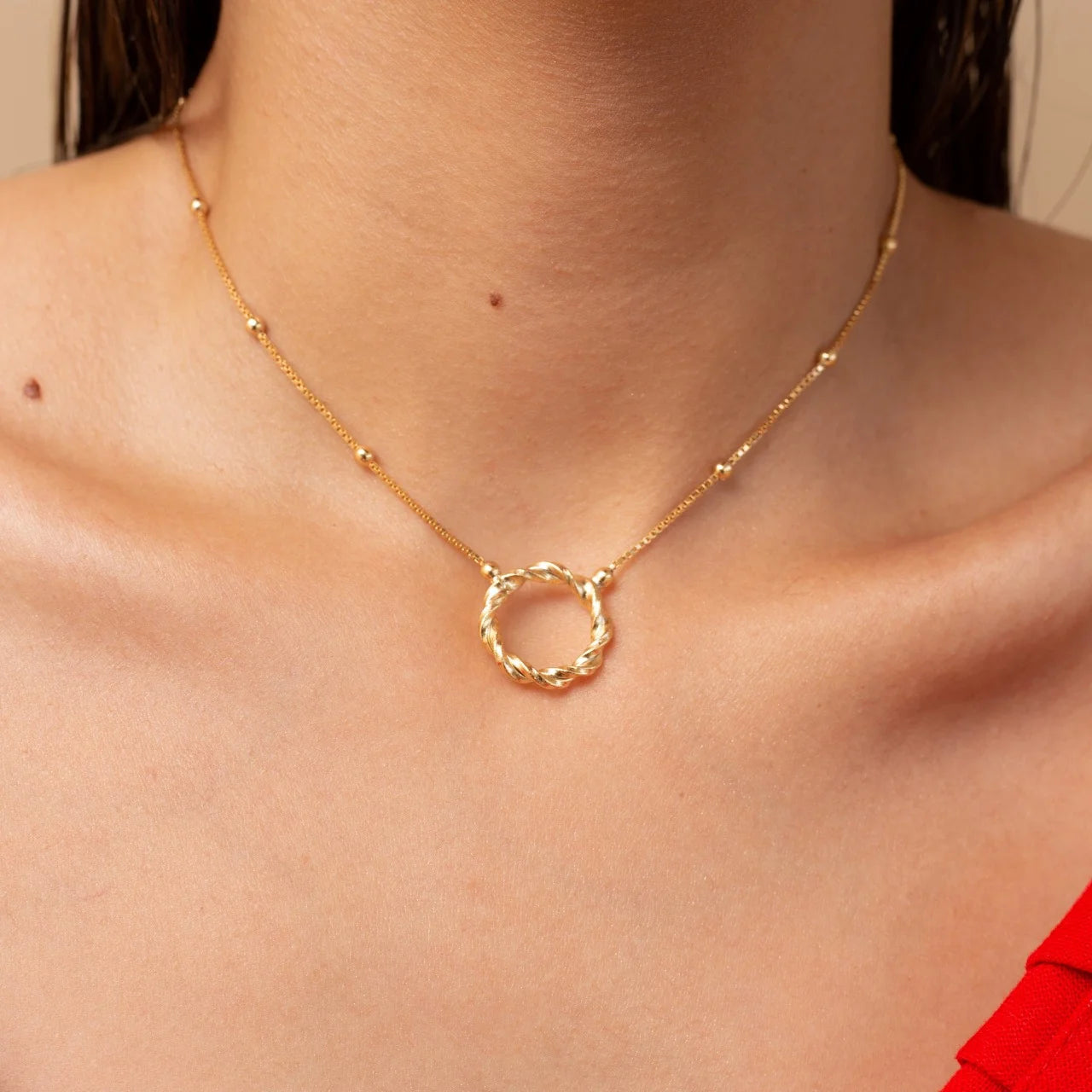 GIULIA CHOKER TWISTED HOOP PENDANT GOLD PLATING